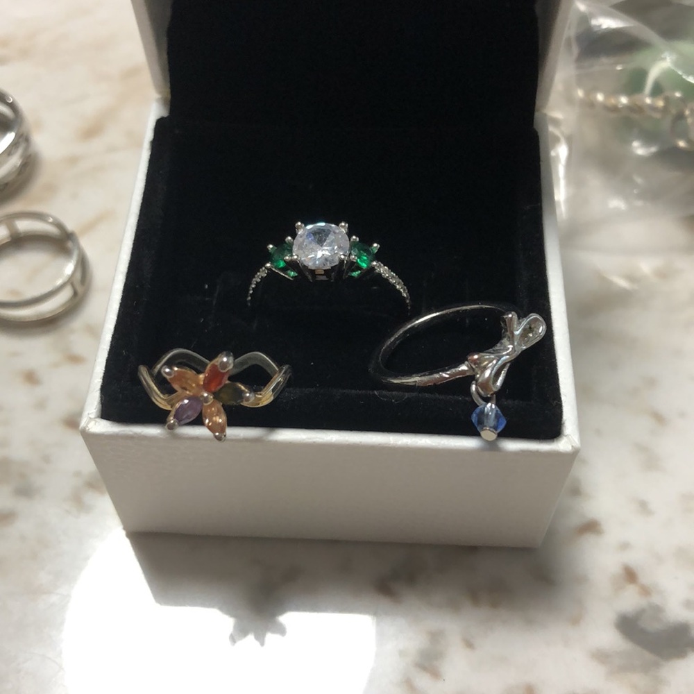 rings - Picture 3 of 5